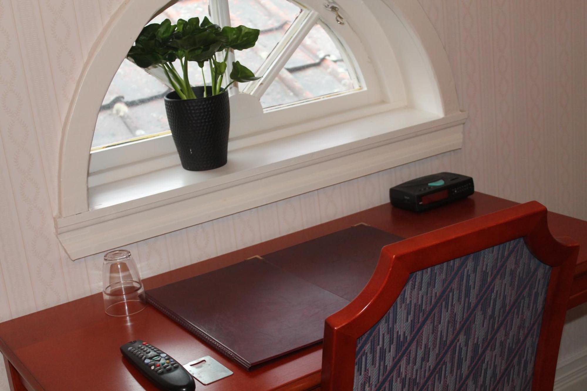 Mikaelsgården Hotel Vårgårda Værelse billede